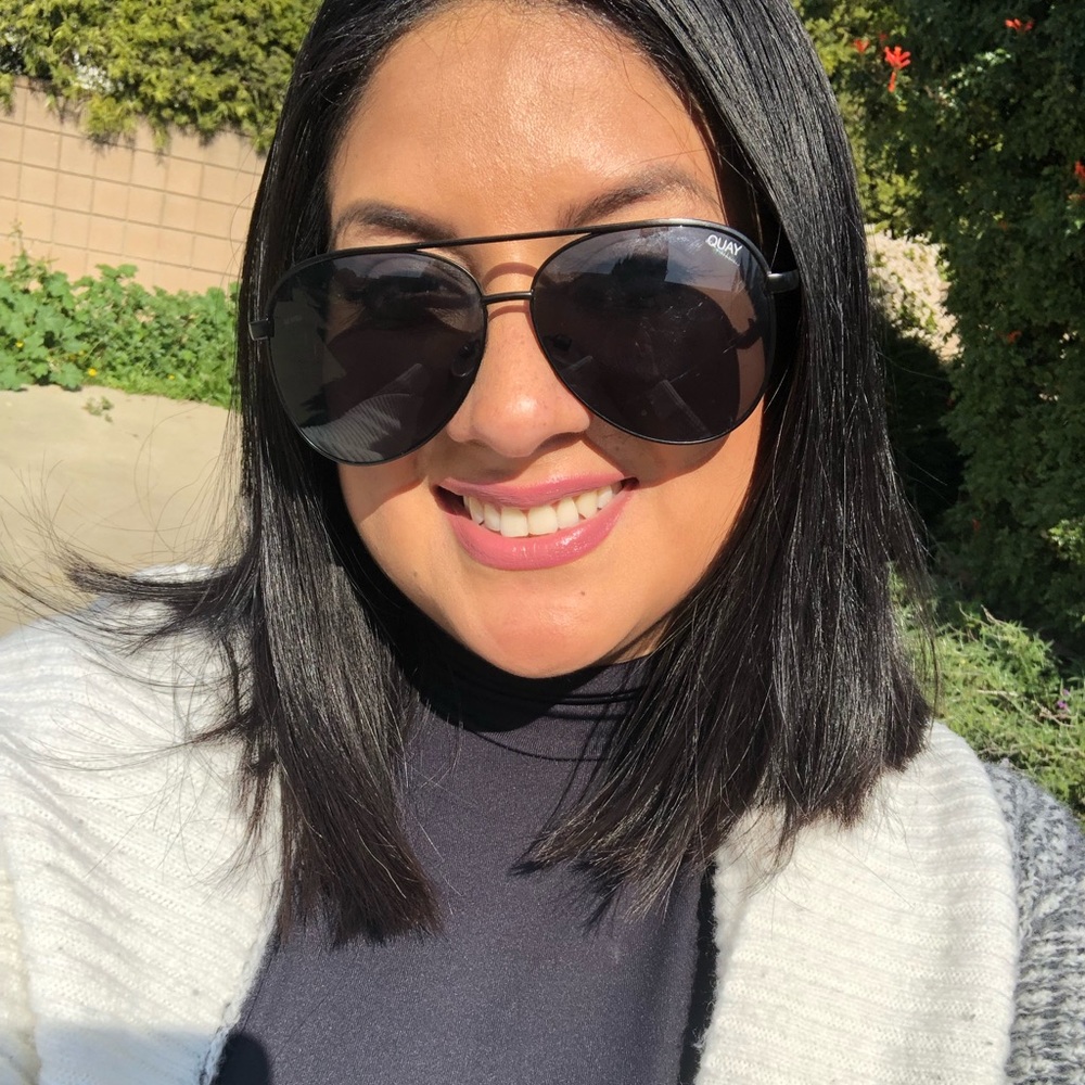 Meet your Posher, Yesenia